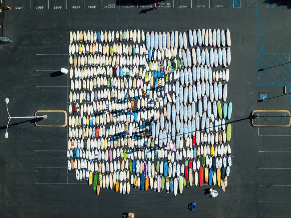 M&aacute;s de 600 tablas de surf son enviadas de California a &Aacute;frica para ni&ntilde;os sin hogar