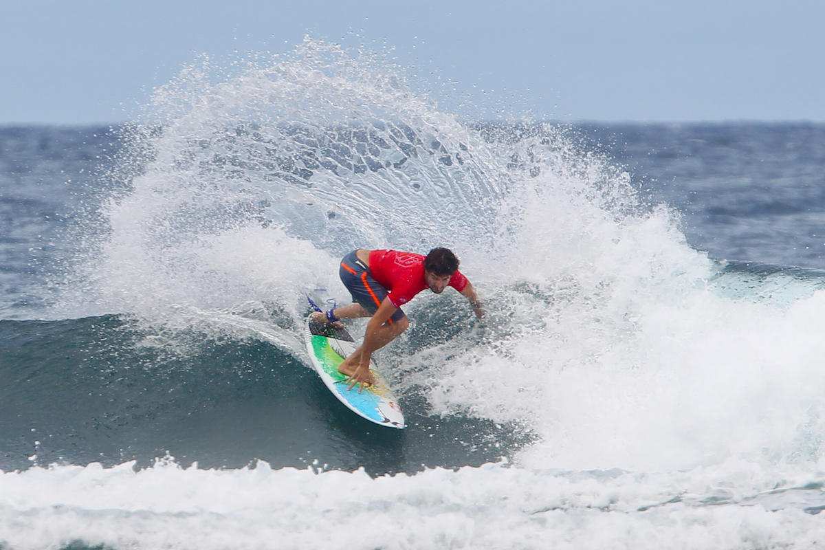Del Castillo y Martin Jeri terminan su participaci&oacute;n en el HIC Pro (WQS Haw&aacute;i)