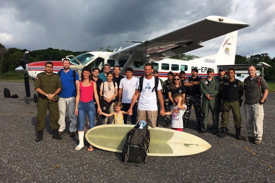 Tabla de surf ayuda a familia a escapar de piratas en el Amazonas&nbsp;