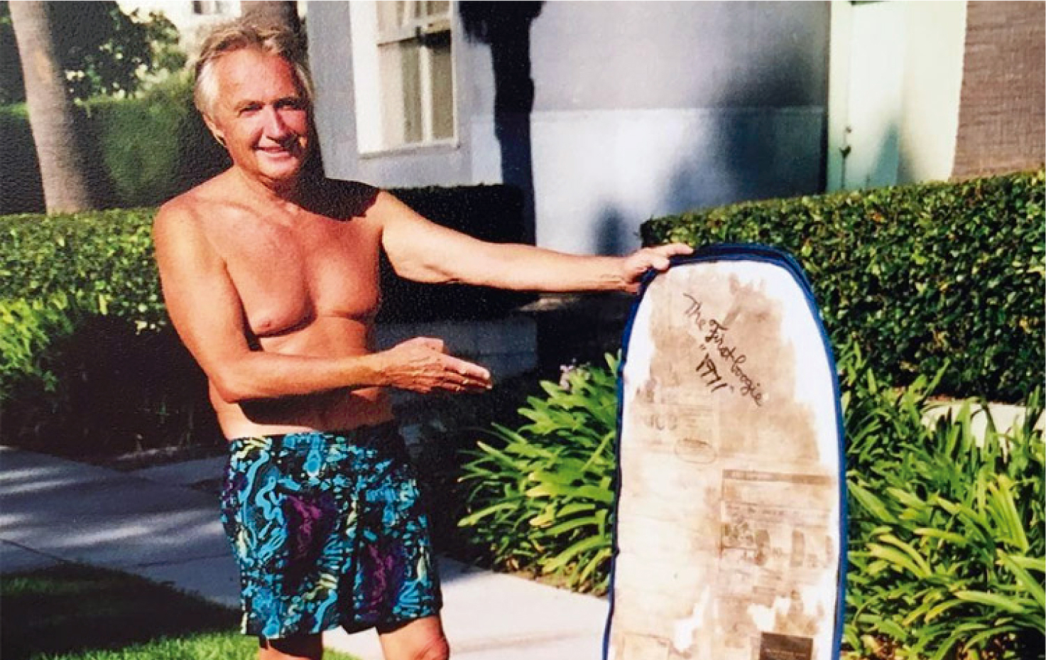 Piden ayuda para el inventor del bodyboard