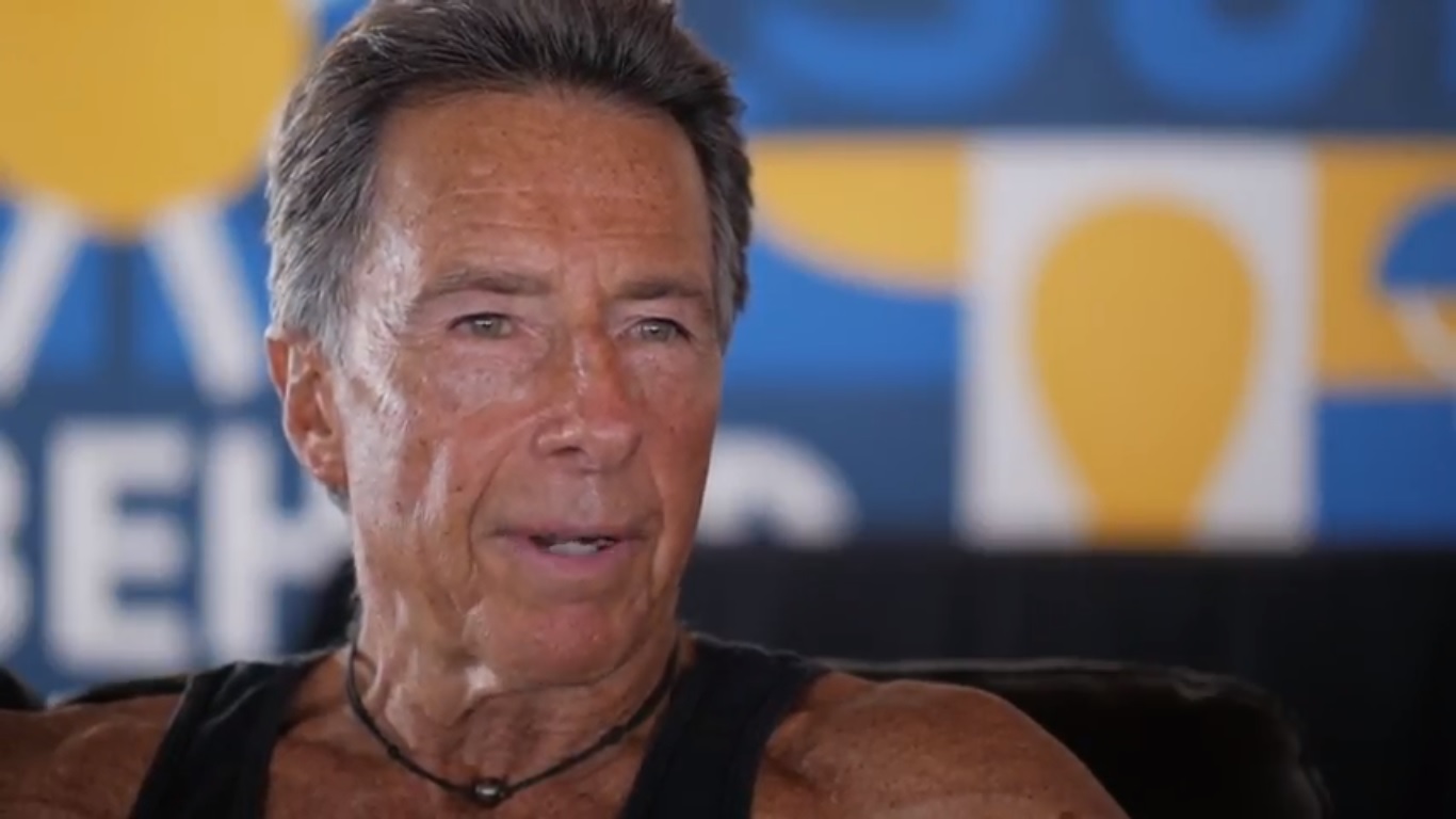 Ayudemos a Felipe Pomar a seguir surfeando hasta los 100 a&ntilde;os