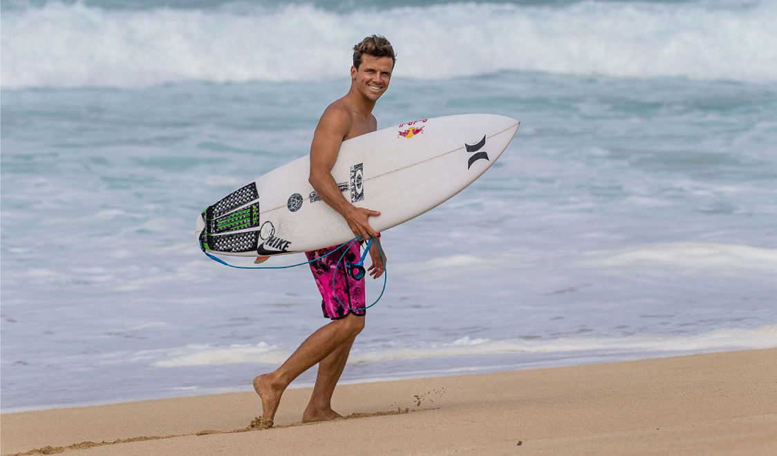 Julian Wilson se lesiona el hombro tras caer de bicicleta