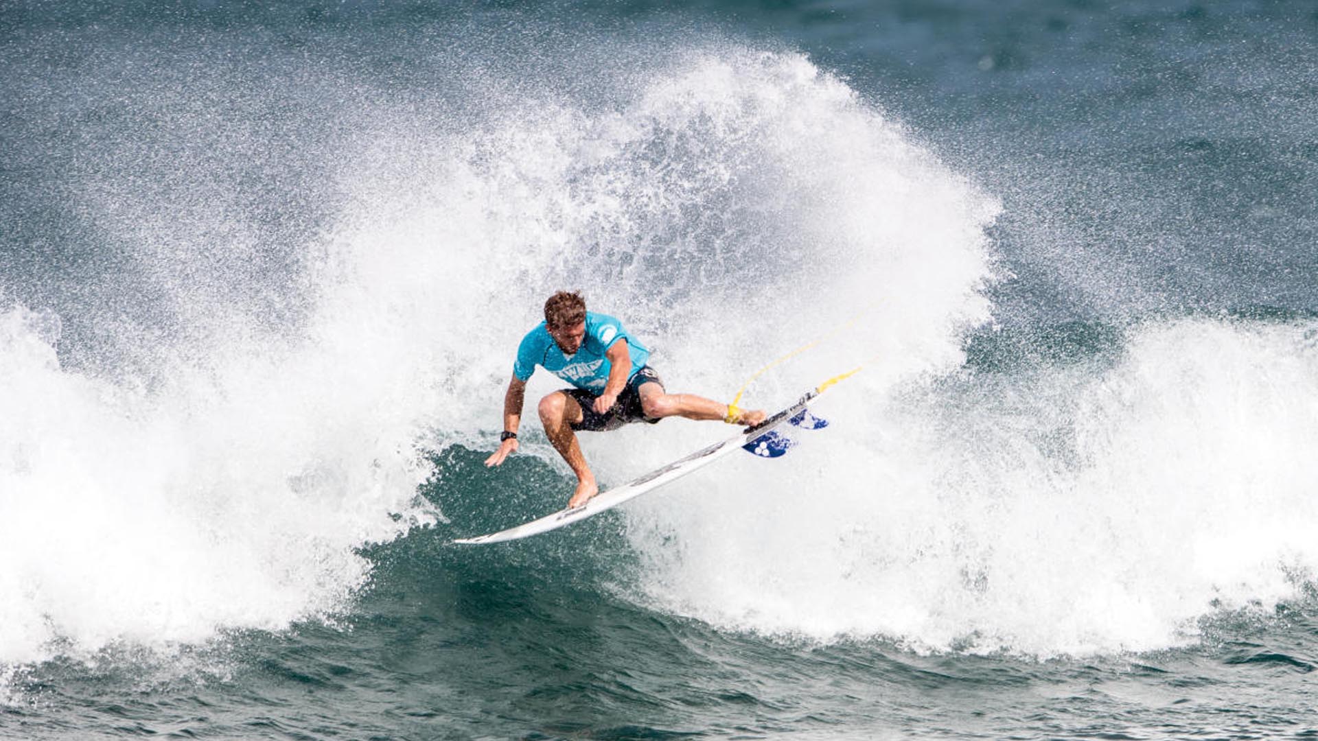 S&oacute;lido avance peruano en el Burton Automotive Pro - WQS Australia