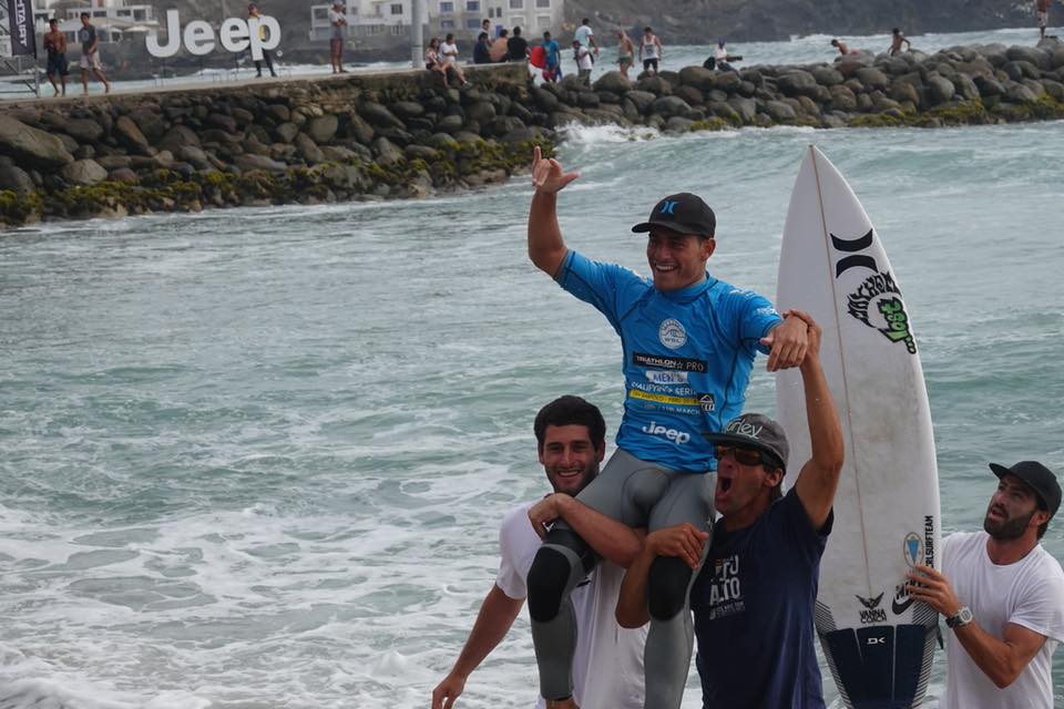 Alonso Correa triunfa en QS de San Bartolo 