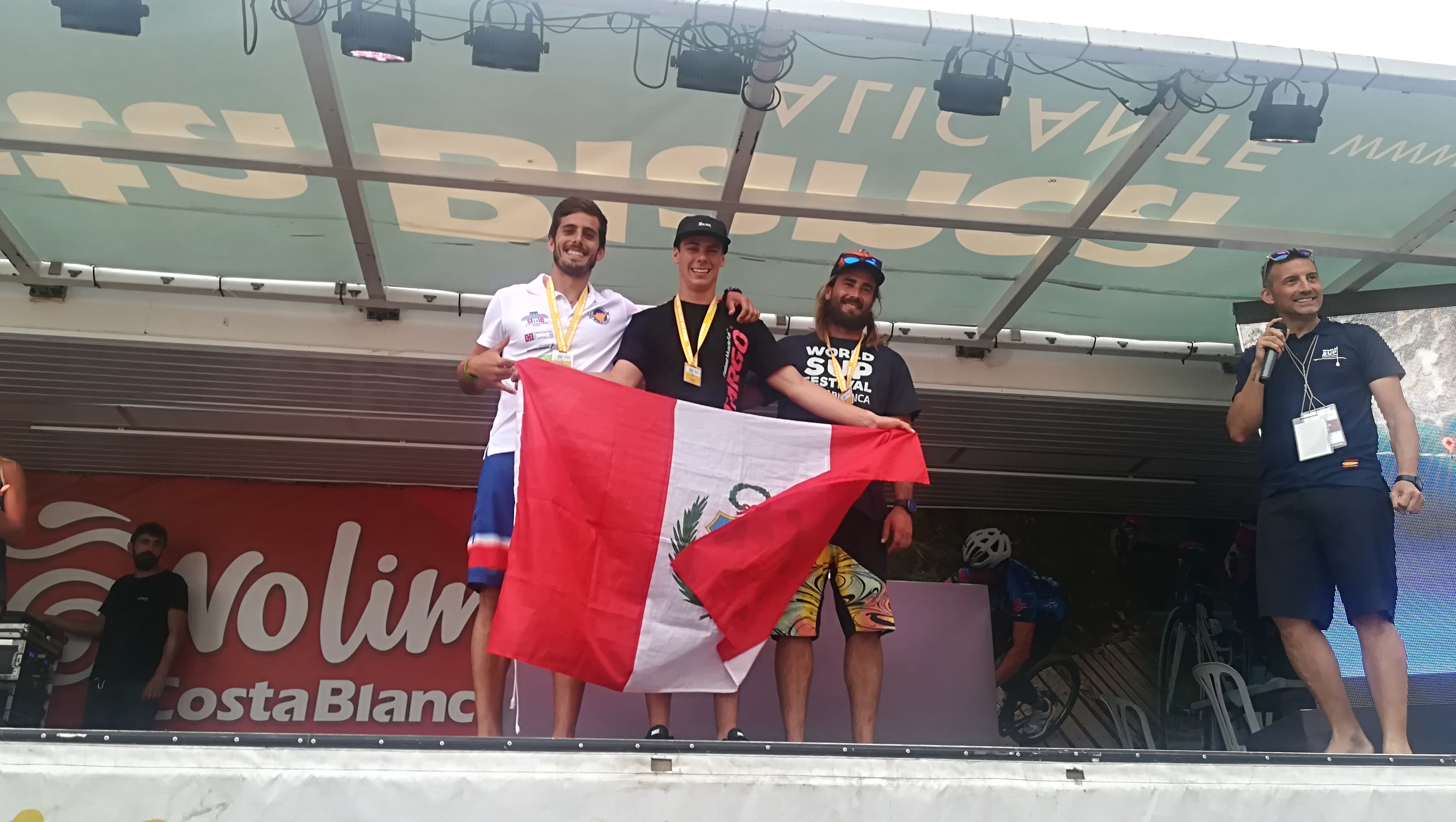 Per&uacute; da la talla en festival mundial de SUP en Europa