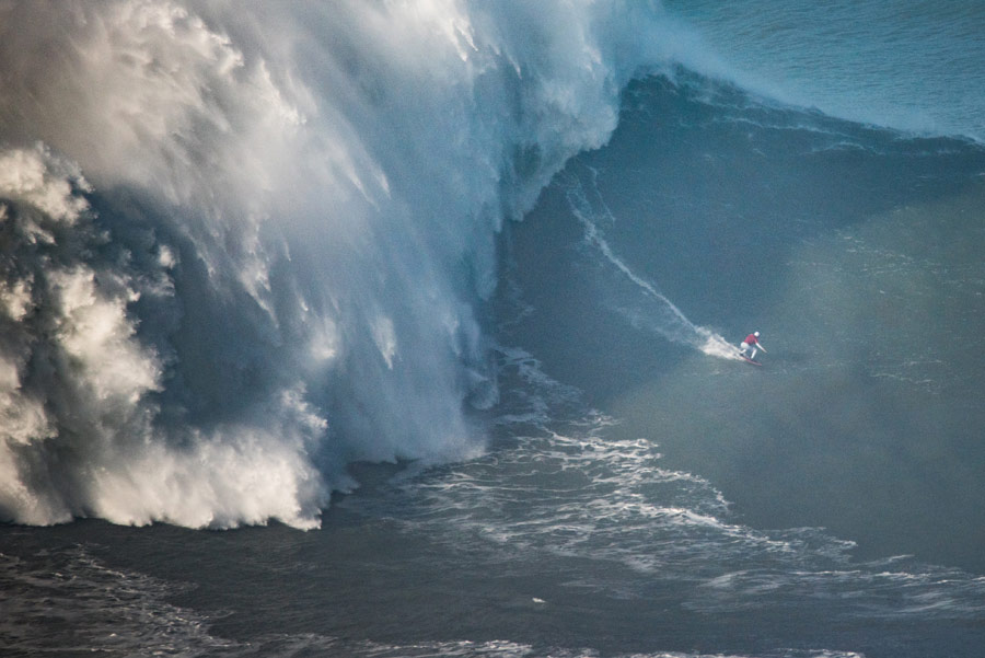 Maya Gabeira ingresa al libro Guinness por su ola de 20 metros en Nazar&eacute;