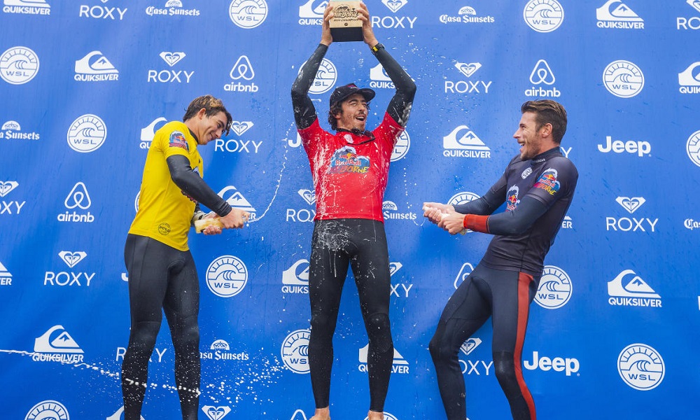 Yago Dora vence el campeonato de a&eacute;reos en Hossegor