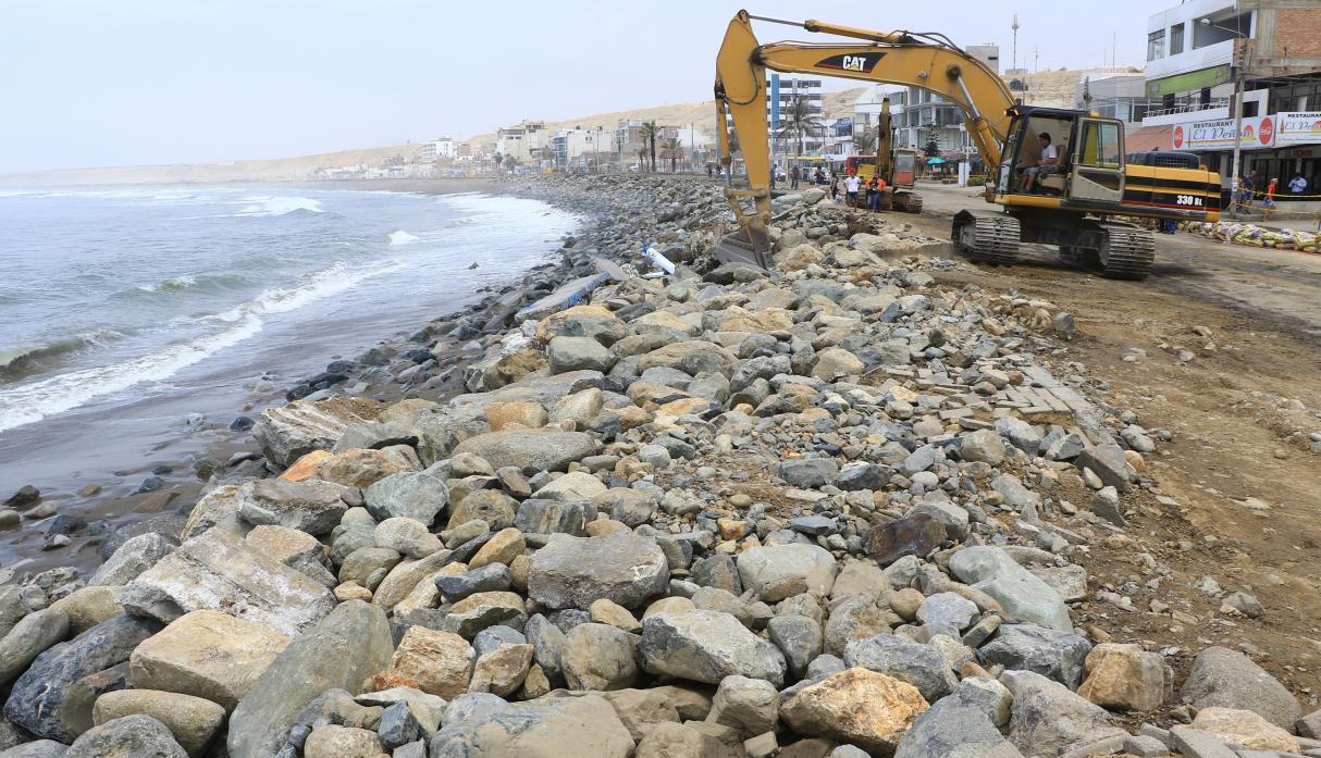 Construir&aacute;n espig&oacute;nes para recuperar playas de Trujillo 