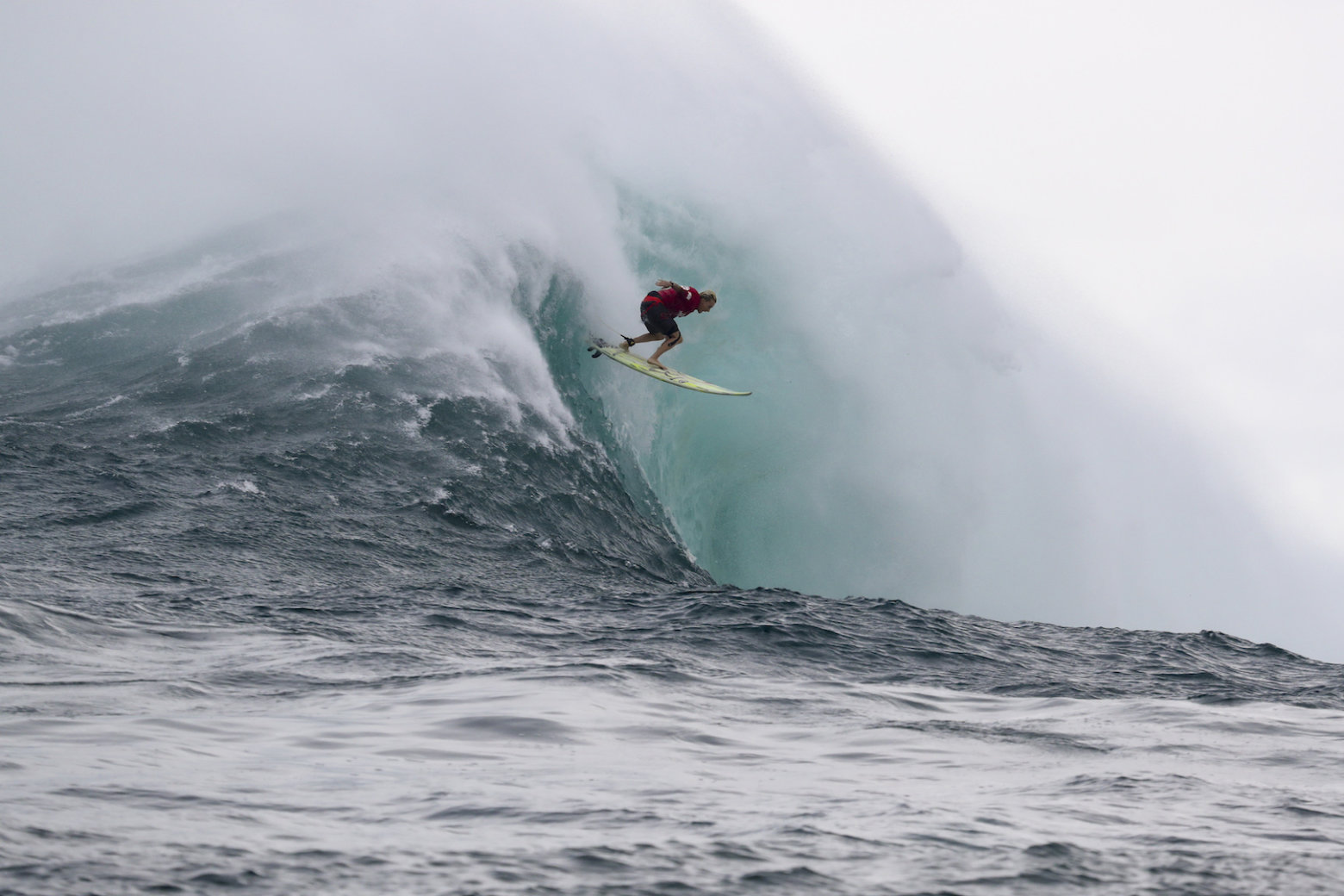 Keala Kennelly se lleva la victoria en el desaf&iacute;o femenino del Jaws Challenge