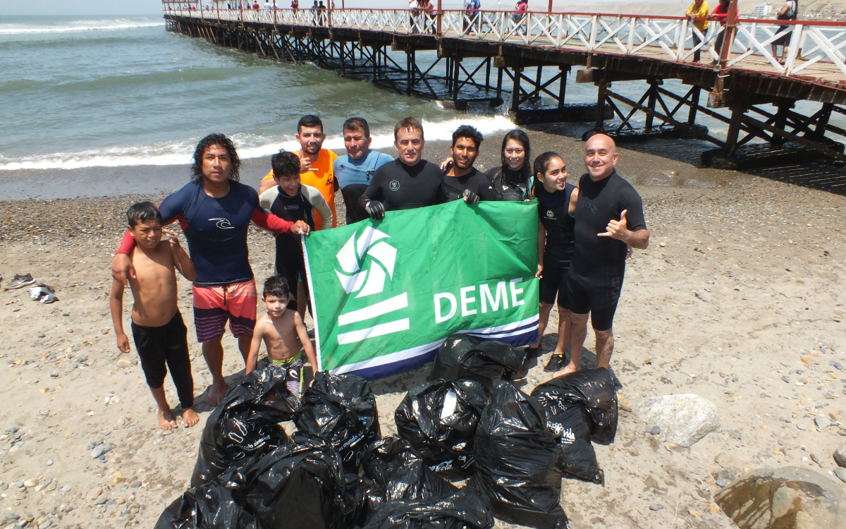 M&aacute;s de 3 toneladas de basura fueron recogidos en Huanchaco 
