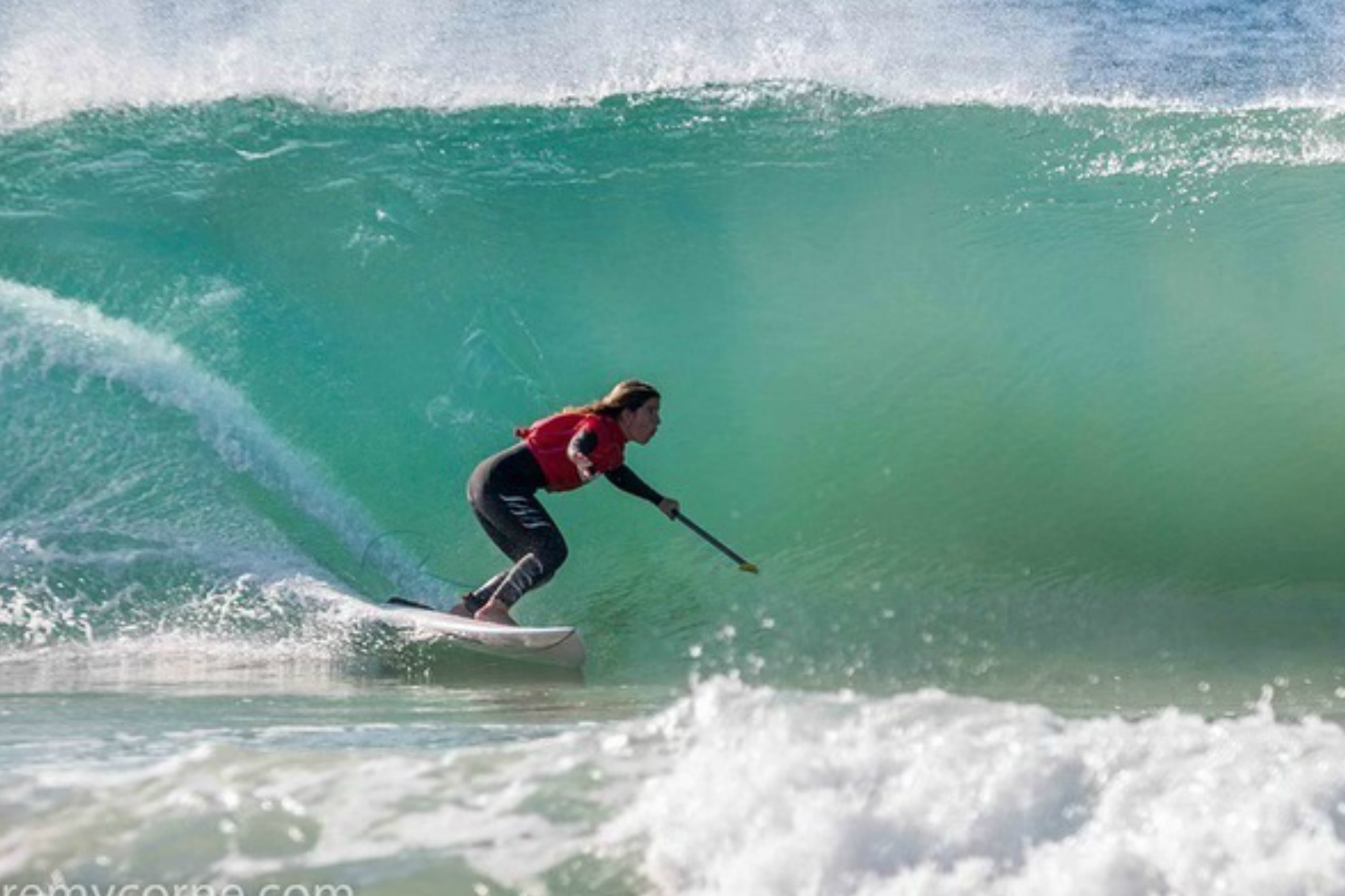 Brissa M&aacute;laga se adjudica t&iacute;tulo australiano de SUP Surf