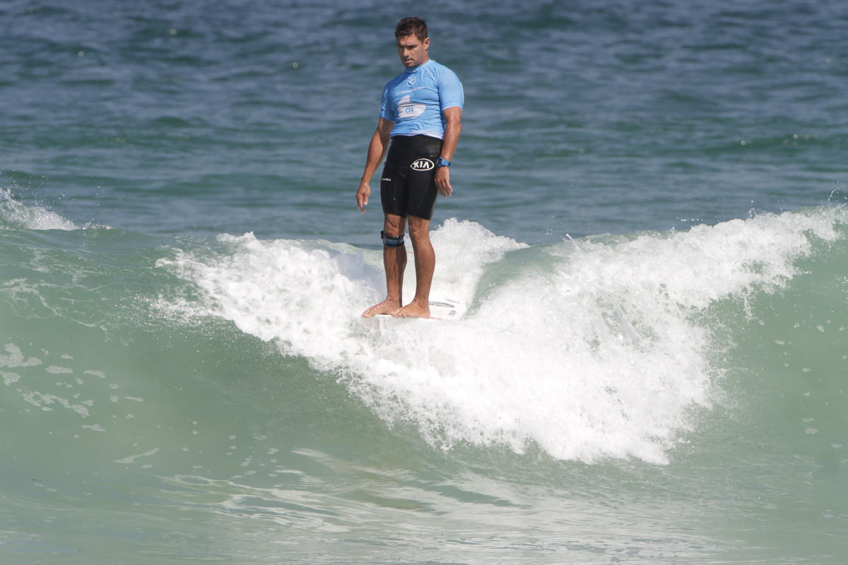 Piccolo Clemente definir&aacute; t&iacute;tulo sudamericano de longboard en Brasil
