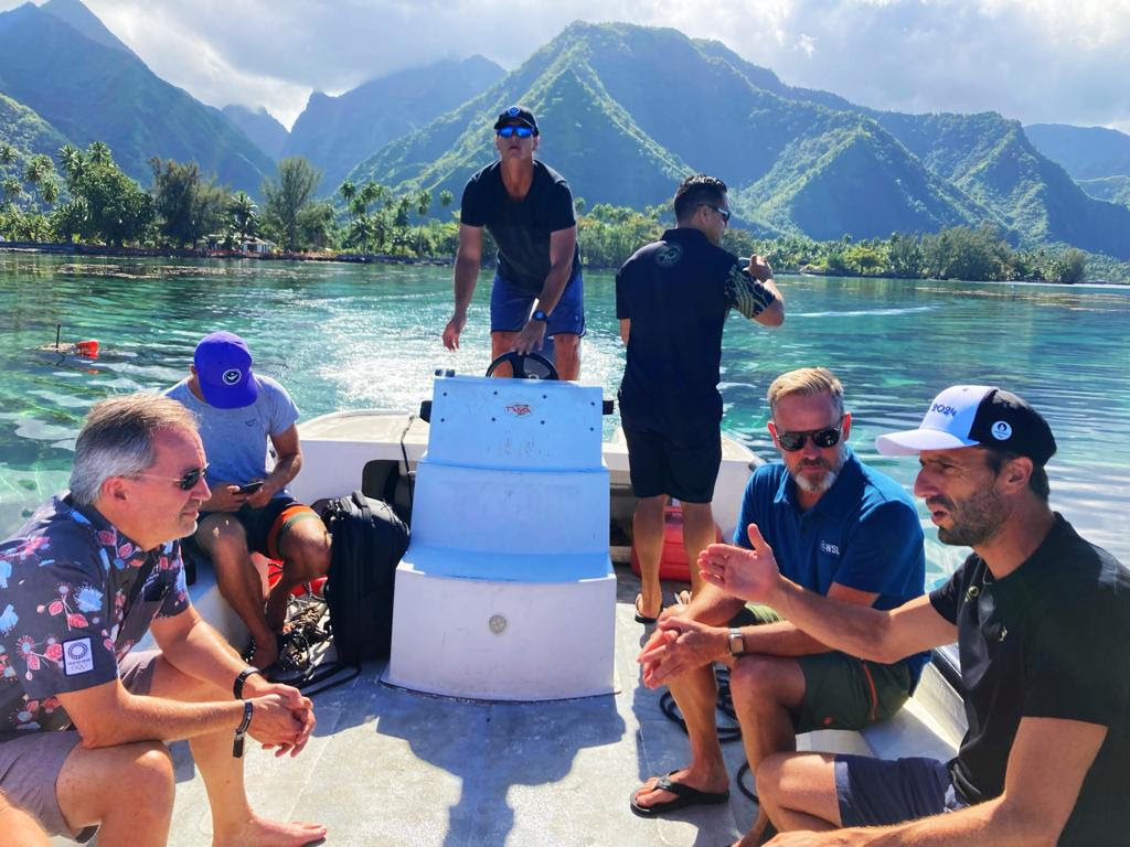 La ISA y Par&iacute;s 2024 completan la visita al sitio ol&iacute;mpico para la competencia de surf en Tahit&iacute;