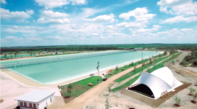 Piscina de olas en Texas cierra de forma indefinida 