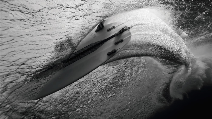 La ciencia explica c&oacute;mo funcionan sobre una ola las tablas de surf de Kelly Slater