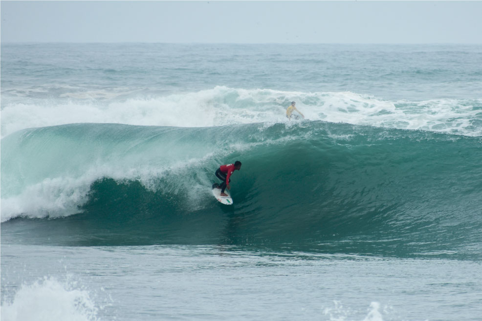 FOTOS - As&iacute; estuvieron las condiciones ayer en el "king of La Herradura" de Quiksilver