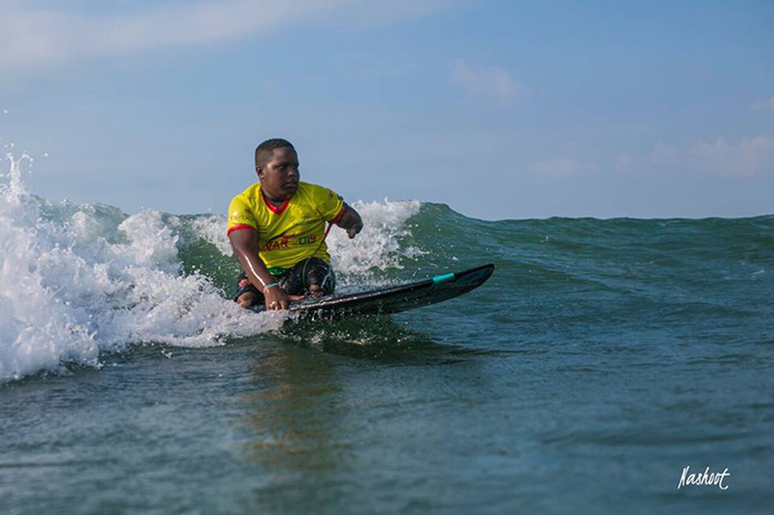 Freddy Marim&oacute;n, una de las estrellas sudamericanas del surf adaptado 
