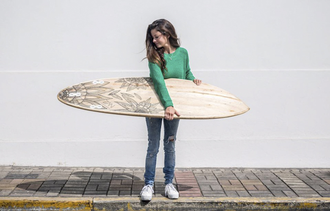 Surf y Arte: MarES, pintando olas 