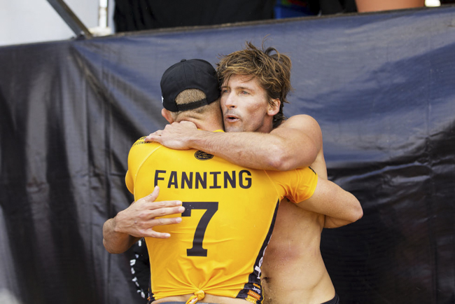 La 7 de Fanning la m&aacute;s vendida durante Quiksilver Pro Gold Coast