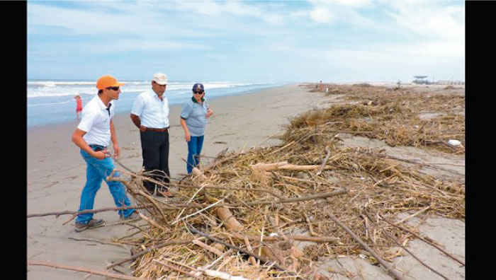 Primera campa&ntilde;a de limpieza en playas de Lambayeque recogi&oacute; 200 toneladas de basura
