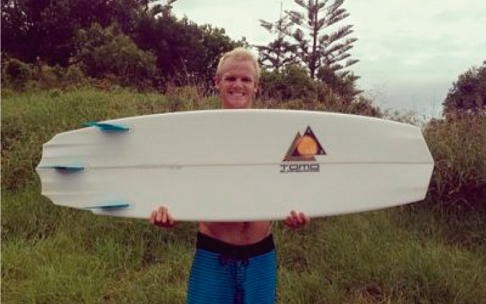 Esta es la poderosa verdad detr&aacute;s de las tablas "dise&ntilde;adas" por Kelly Slater