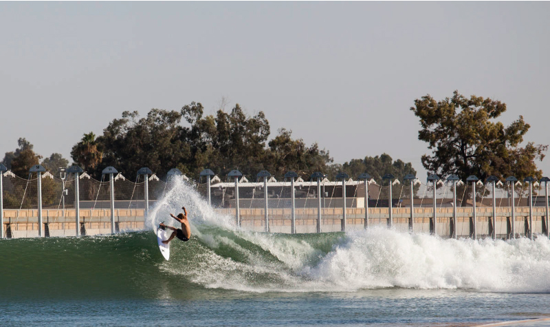As&iacute; se desarroll&oacute; el primer evento en la piscina de olas de Kelly Slater