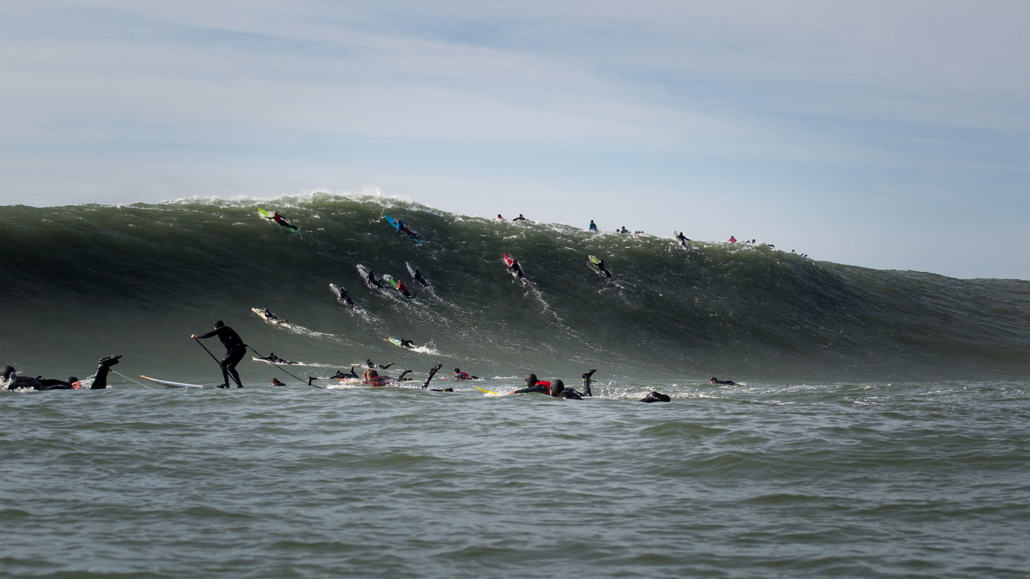 Mavericks est&aacute; oficialmente confirmado para el Big Wave Tour 2017/18