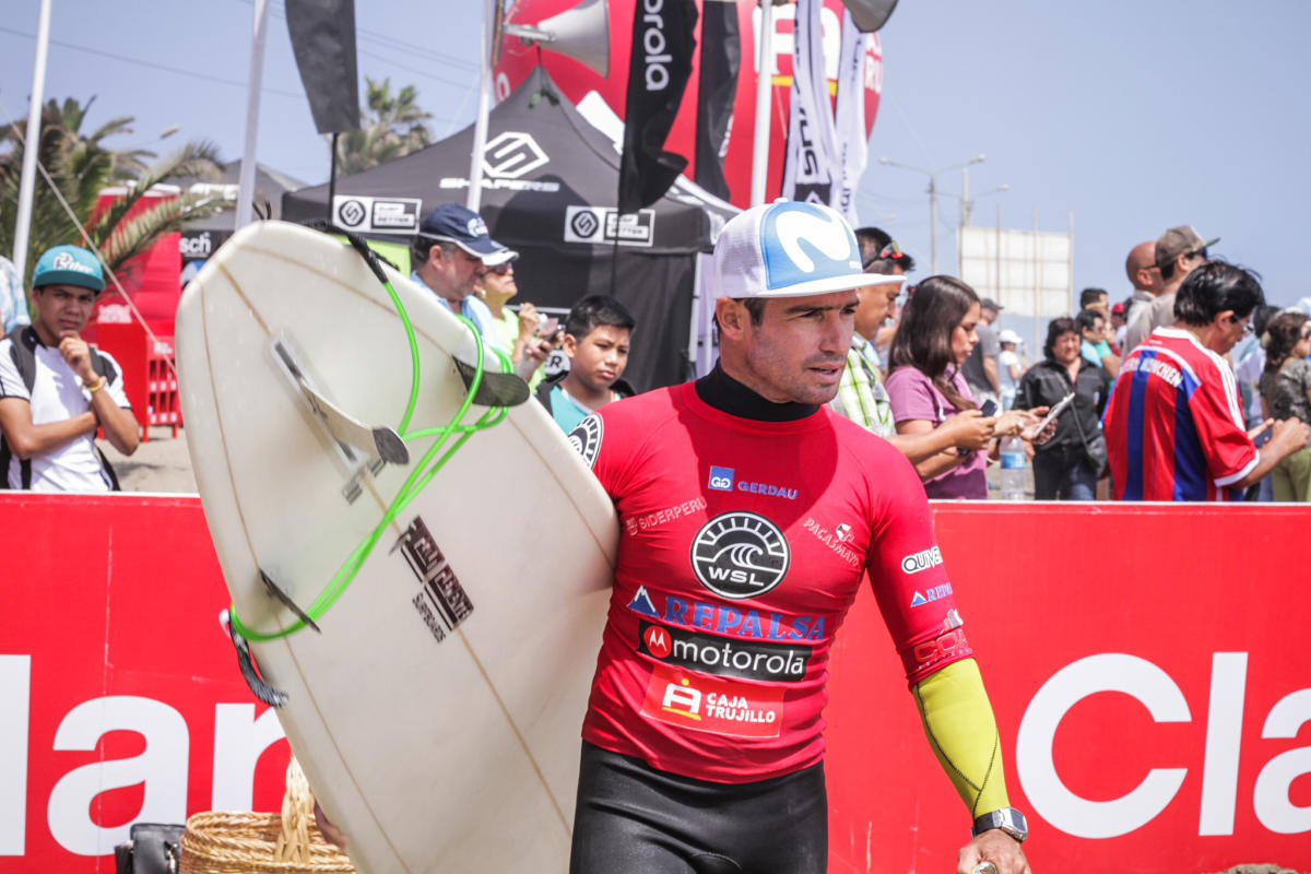 Clemente, Garrido Lecca y Reyes hacia la final global de longboard en Taiw&aacute;n