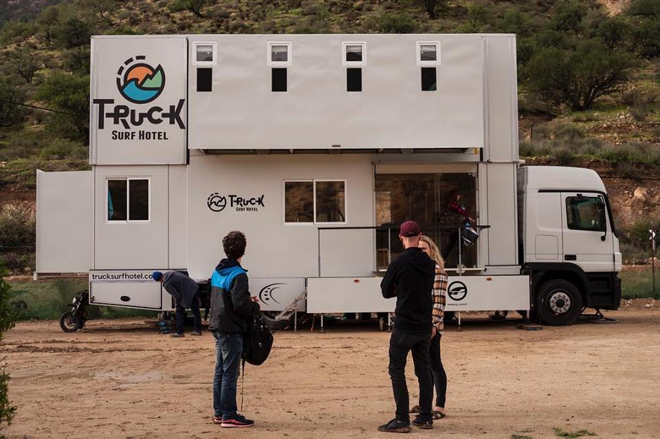 Truck Surf: El cami&oacute;n que es hotel