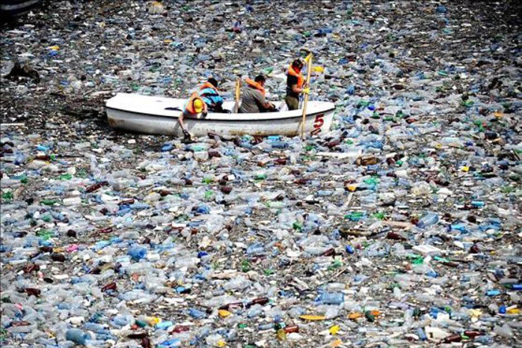 Coca Cola, Pepsi y Nestl&eacute;, las principales generadoras de basura pl&aacute;stica en el oce&aacute;no