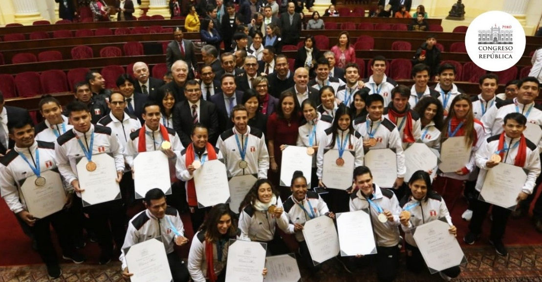 Lima 2019: El surf fue homenajeado en el Congreso