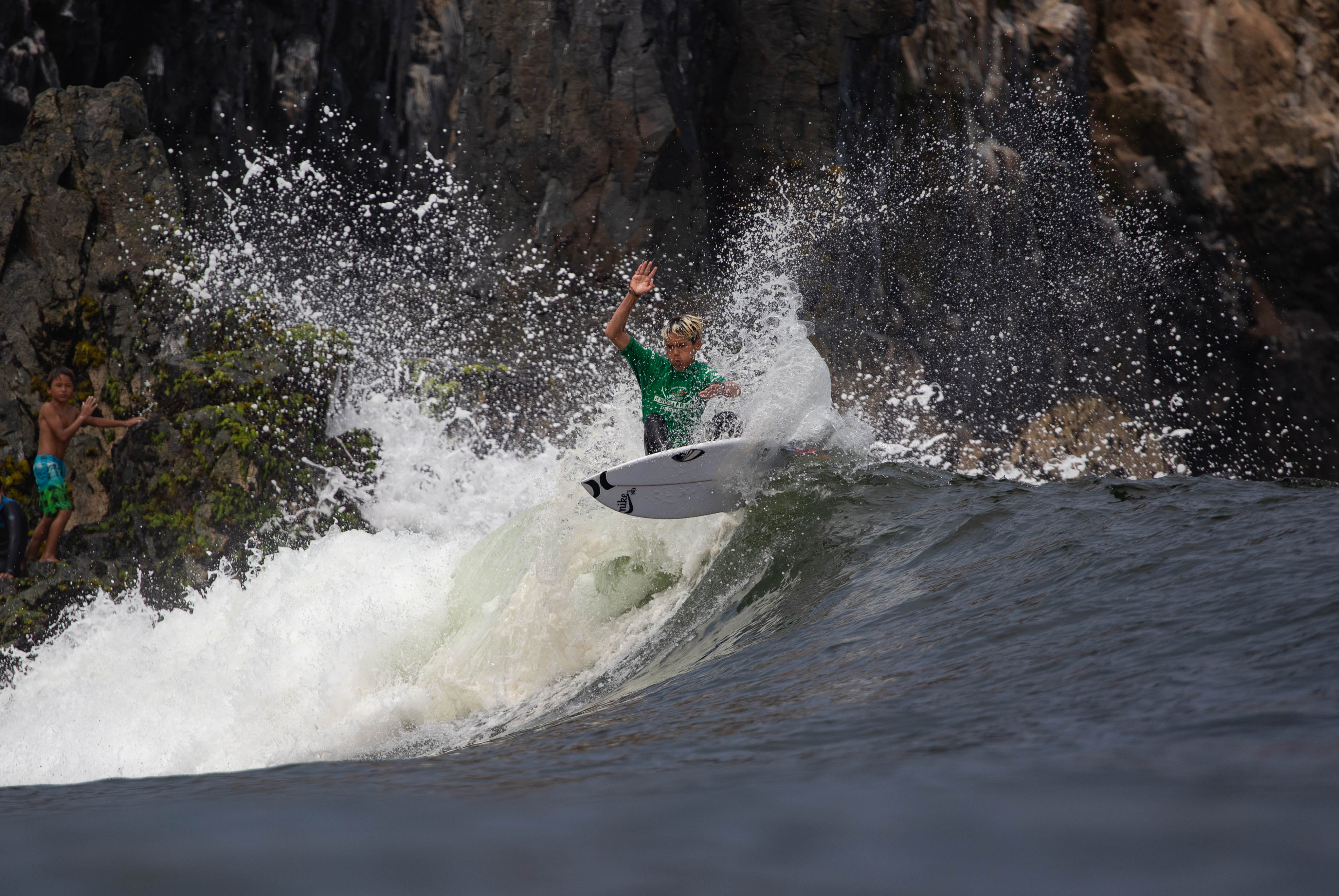 [VIDEO] Resumen 1era fecha Circuito Semillero de Surf 2020