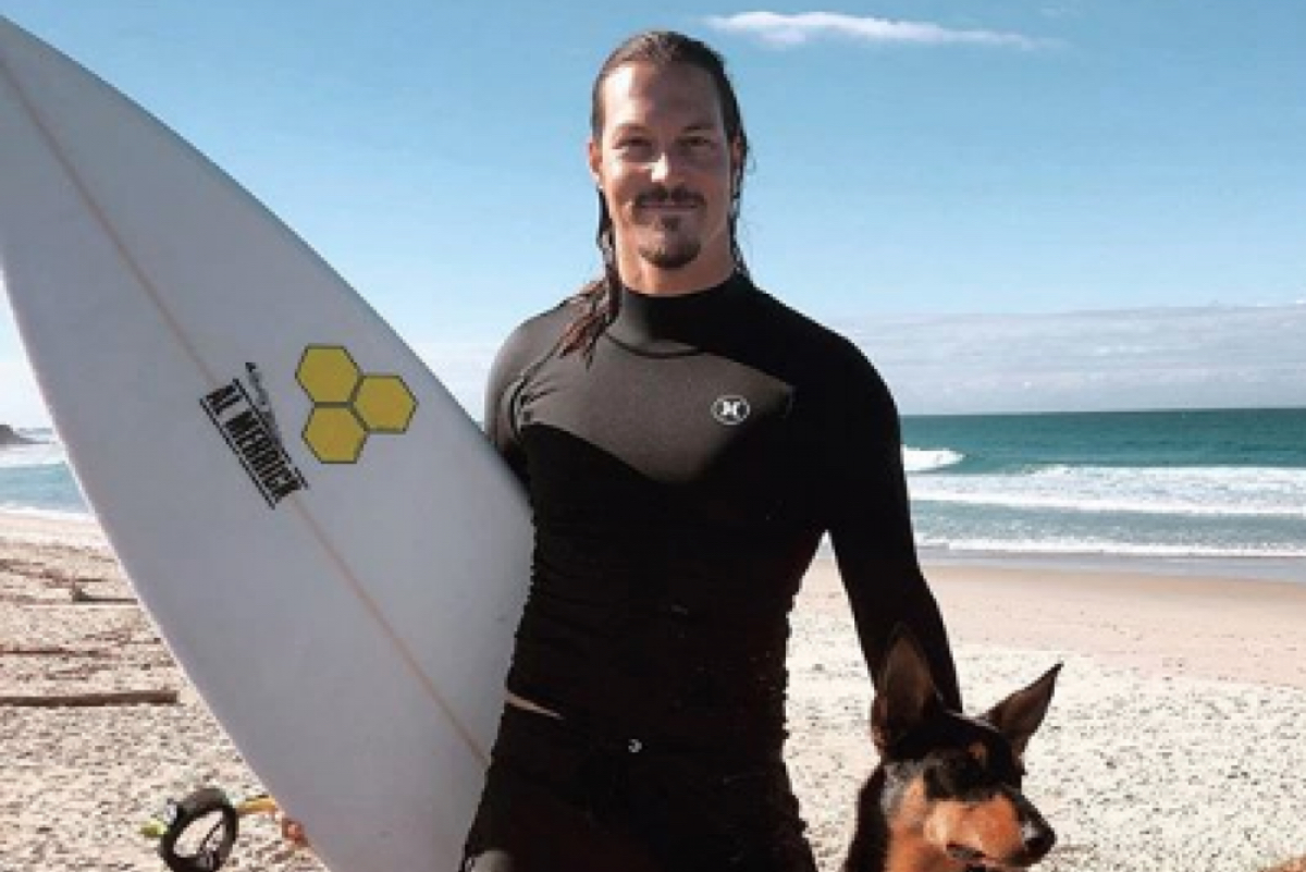 Snowboarder ol&iacute;mpico y &aacute;vido surfista encontrado muerto en Gold Coast