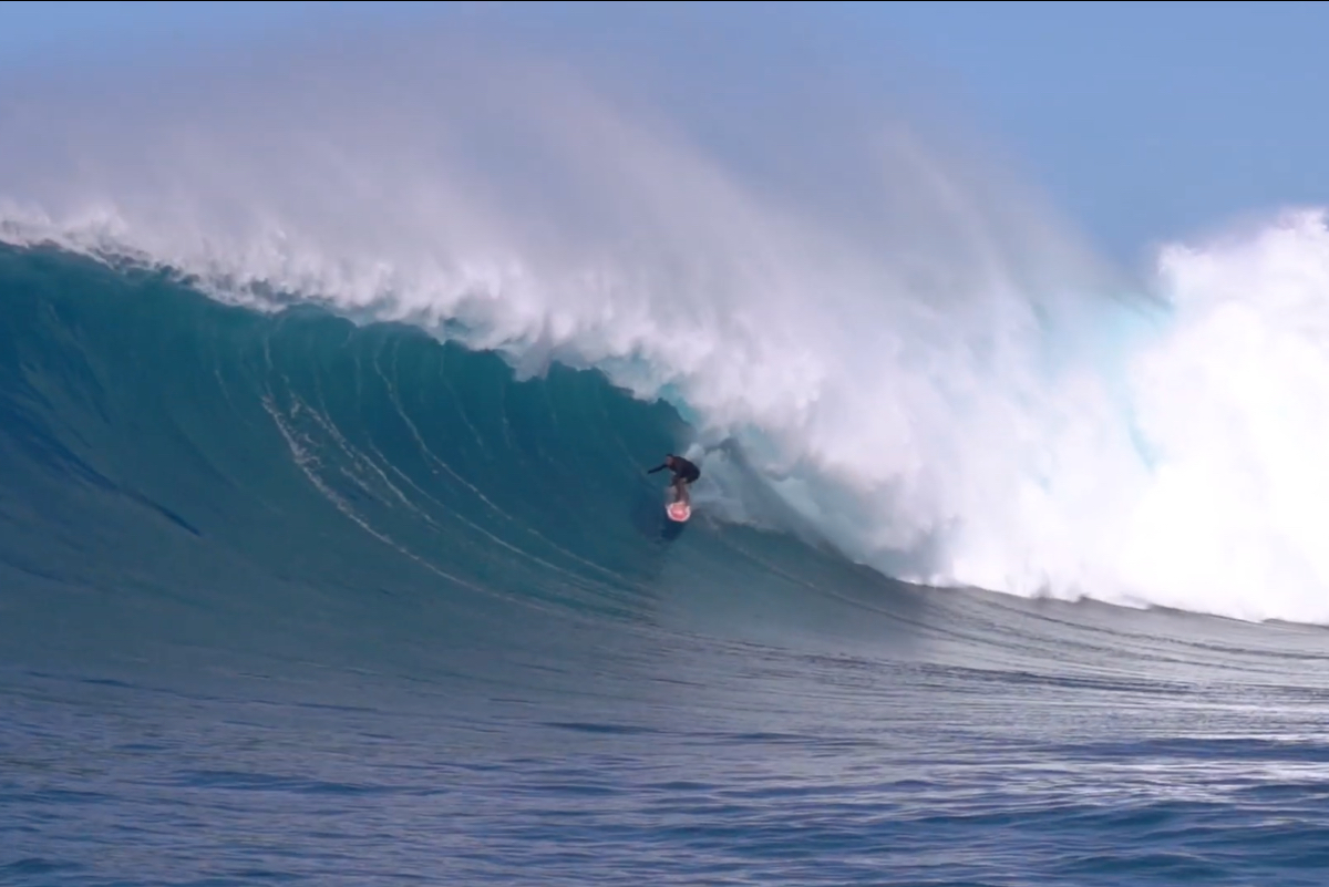 Big Wave Awards: As&iacute; fue el tubazo de Billy Kemper en Jaws para llevarse el "Ride of the Year"