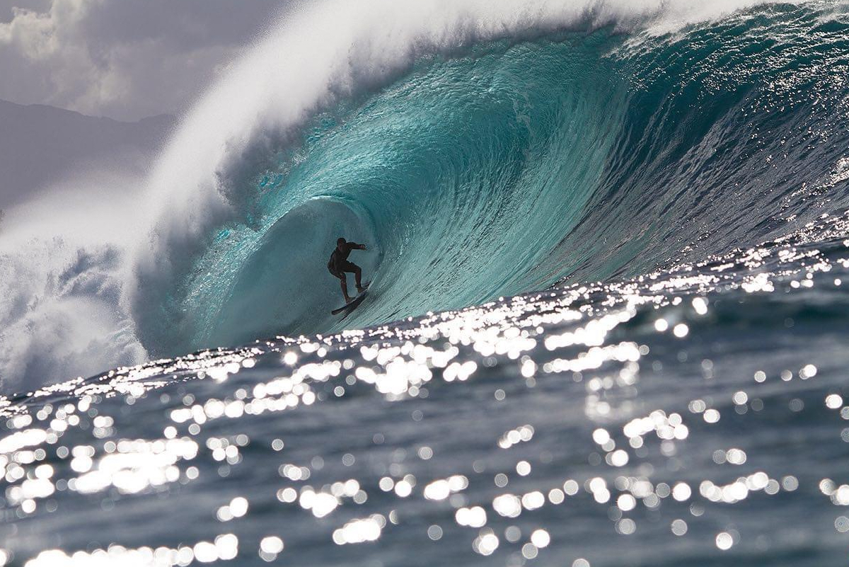 T&uacute;nel Hawaiano, Martin Jeri en Pipeline 