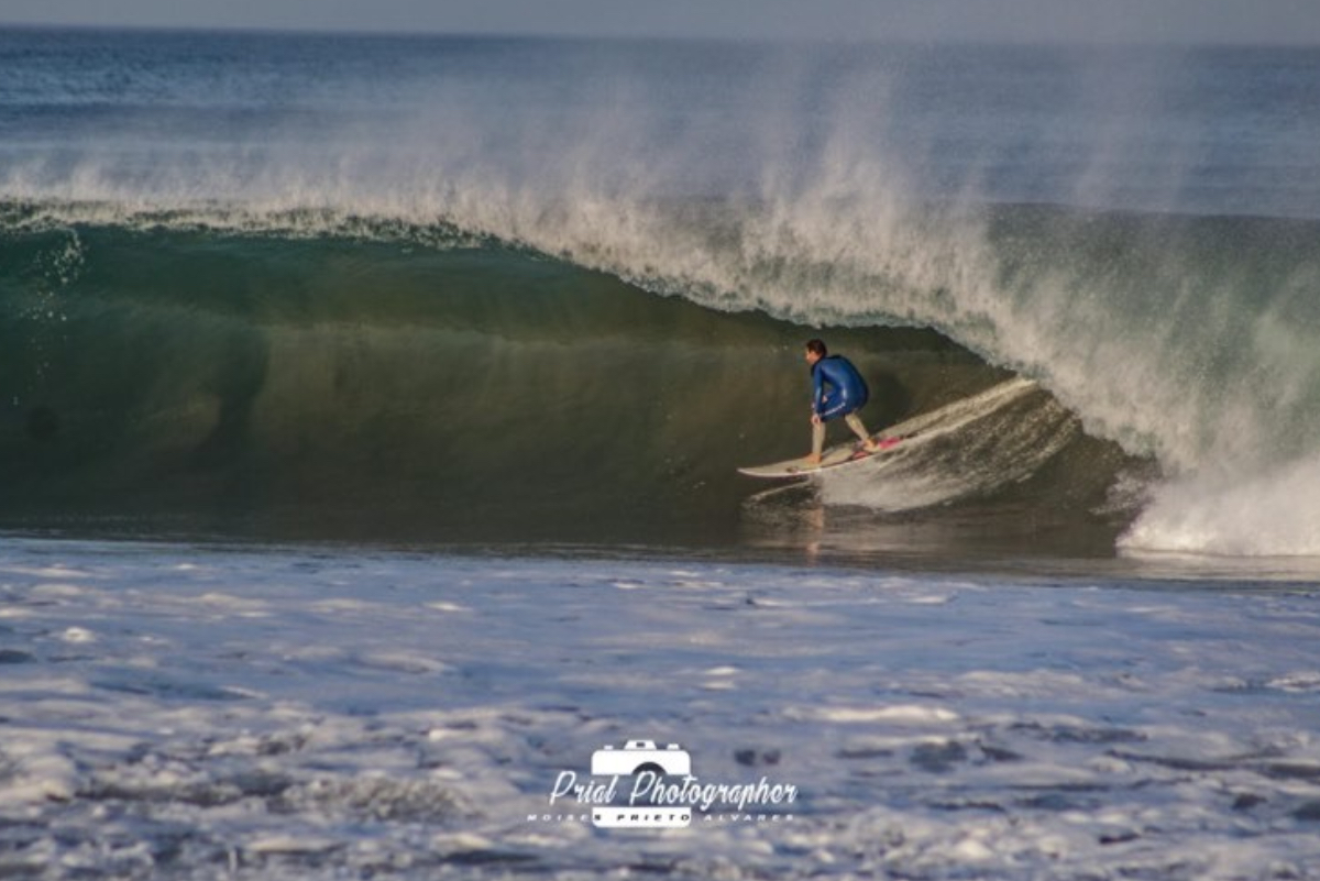 Negritos y la ruta de un m&aacute;gico swell 