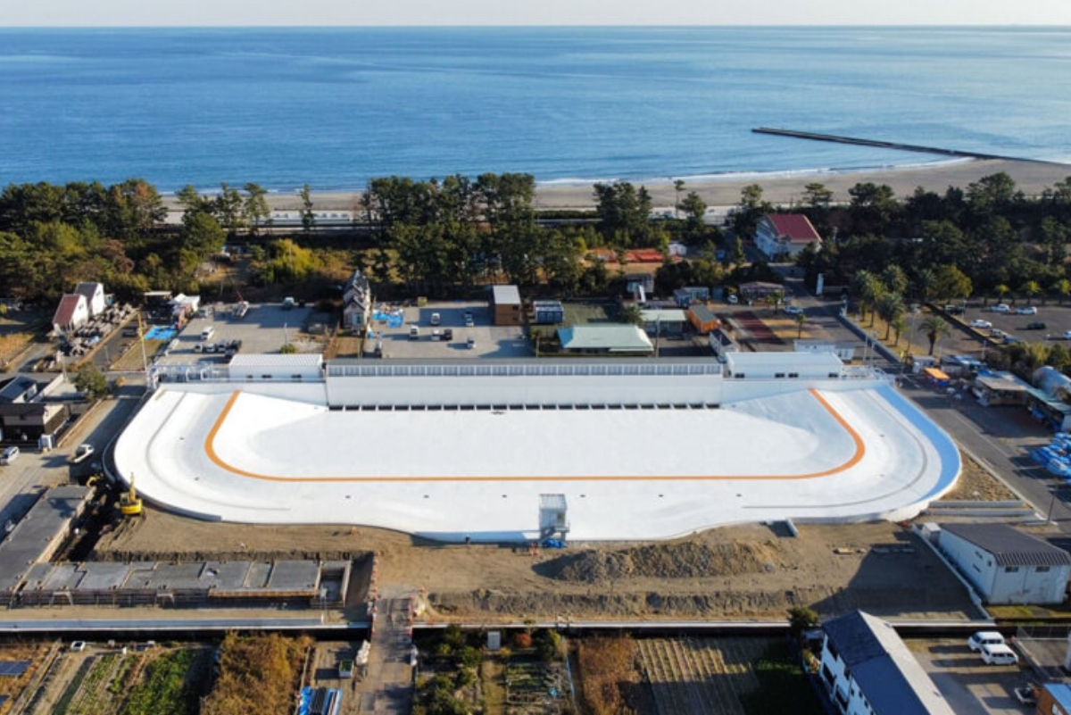 Jap&oacute;n inaugura su "estadio" de olas