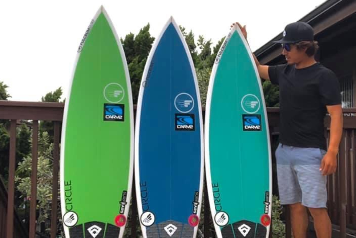 Surfista de Huanchaco estrena su modelo de tabla en California