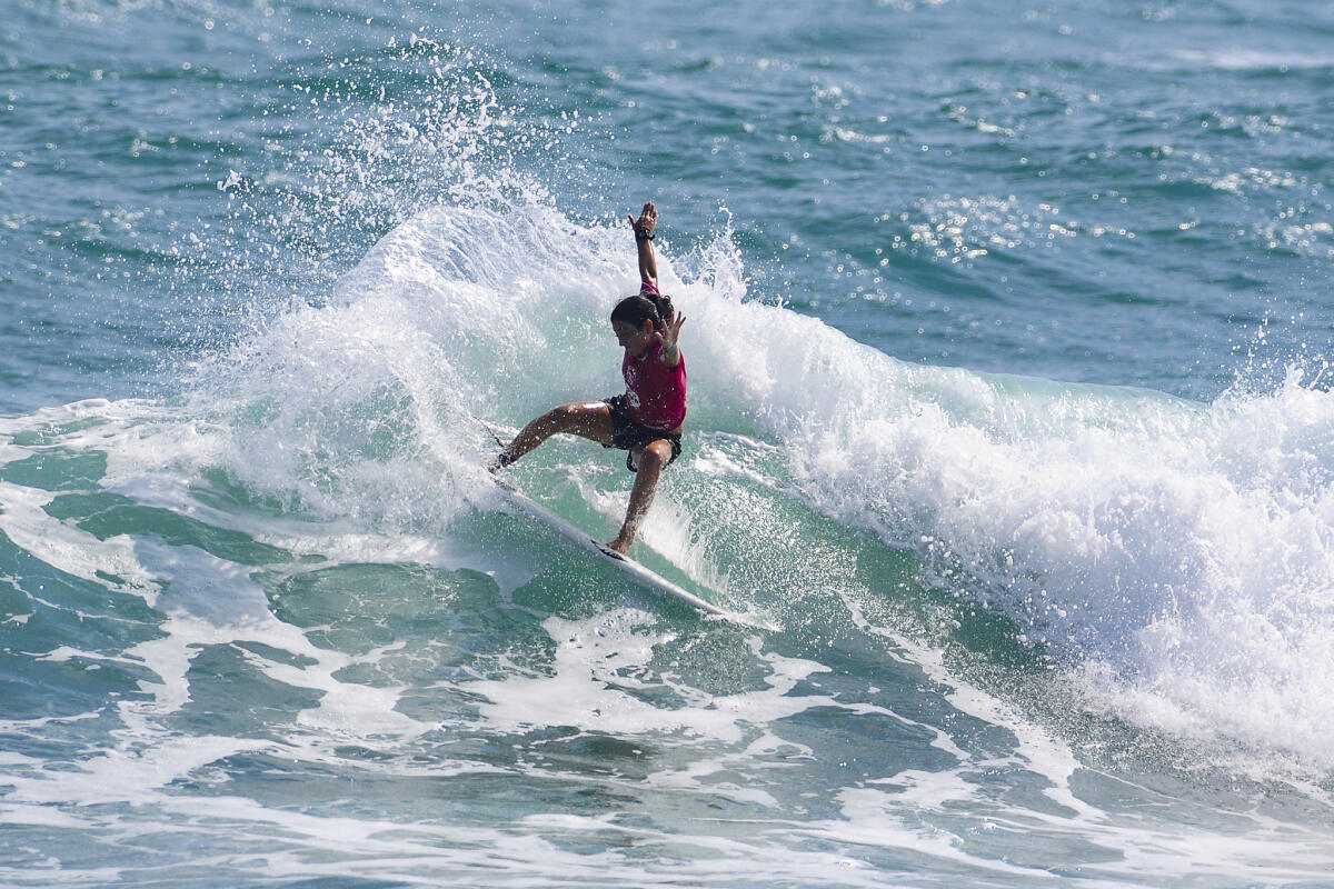 Daniella Rosas destaca en el tercer d&iacute;a de competencia en Huntington Beach