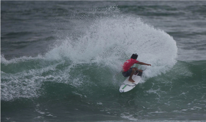 Comitiva peruana entrena en Brasil para el &uacute;ltimo WQS por Sudam&eacute;rica 
