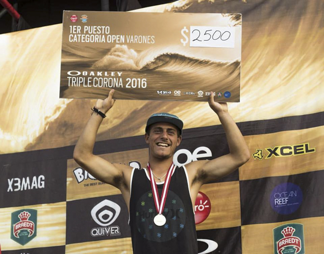 Alonso Correa el mejor de la Triple Corona Oakley en Cerro Azul