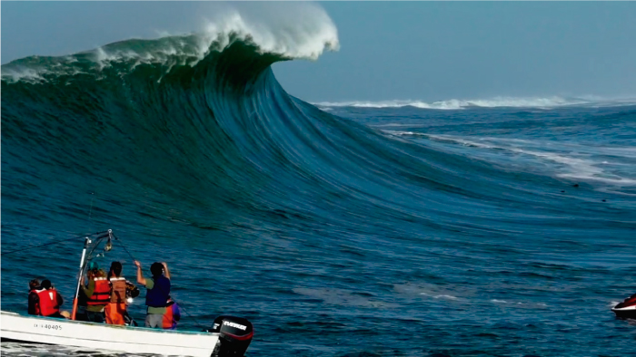 Videazo del primer swell de la temporada que peg&oacute; en Mavericks 