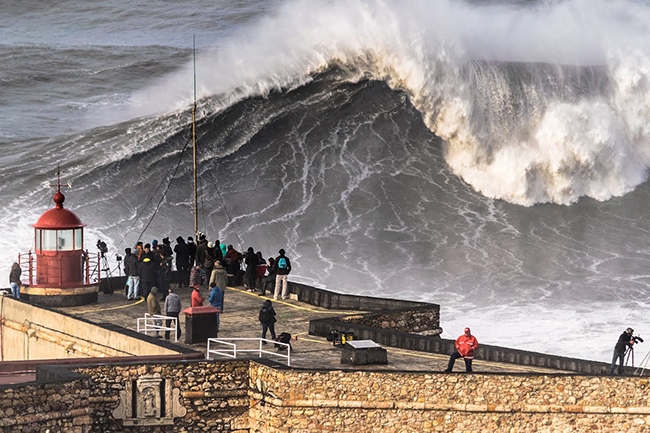 Mega ol&oacute;n de Nazar&eacute; ser&aacute; fecha Big Wave Tour 2016-2017
