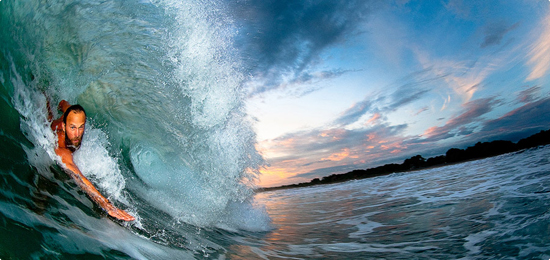 El mostro Keith Malloy te ense&ntilde;a a hacer bodysurf de una manera que nunca te pudiste imaginar.