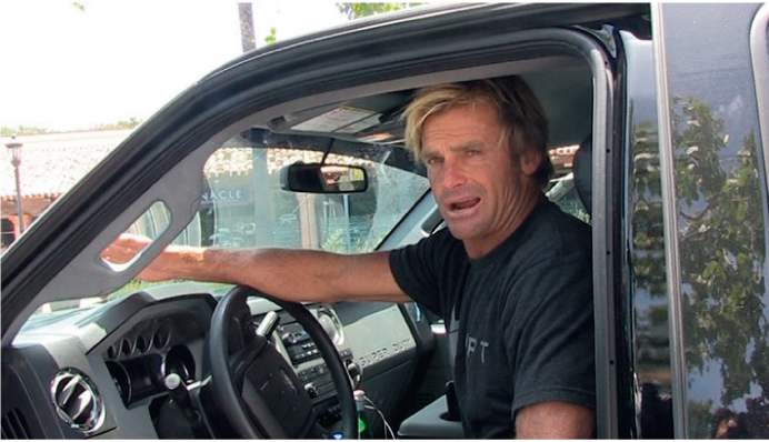 Laird Hamilton asegura que la menstruaci&oacute;n femenina aumenta los ataques de tibur&oacute;n  
